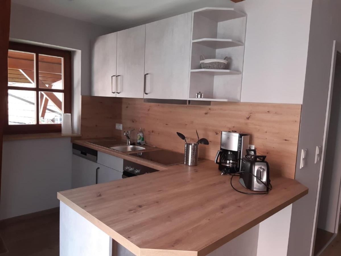 Appartement Weingut Engelhardt à Rottingen Extérieur photo