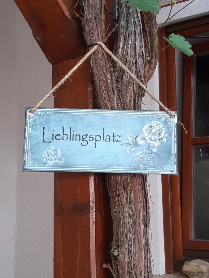 Appartement Weingut Engelhardt à Rottingen Extérieur photo